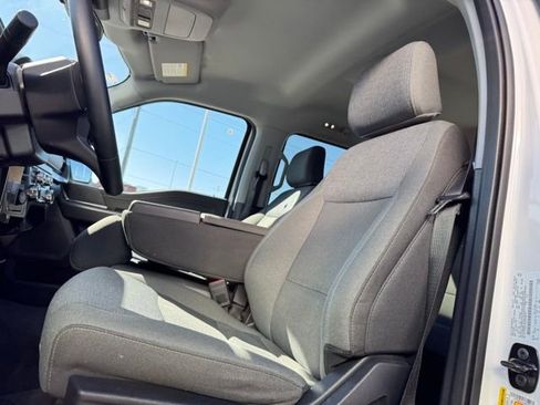 Certified 2025 Ford F150 XLT w/ Equipment Group 301A Standard image 9