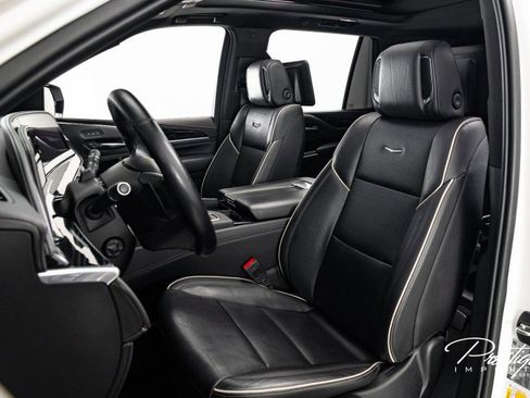 Used 2021 Cadillac Escalade Sport w/ Driver Assist Tech Package image 30