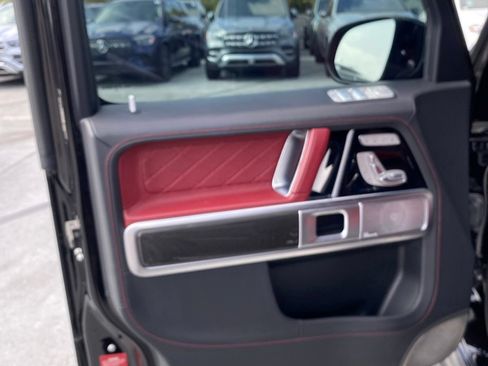 Used 2022 Mercedes-Benz G 63 AMG 4MATIC image 9
