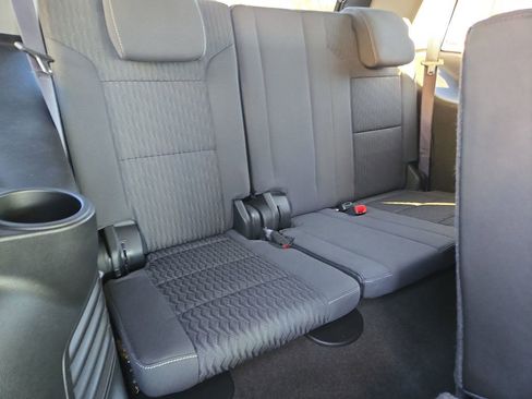 Used 2015 GMC Yukon SLE w/ Convenience Package image 26