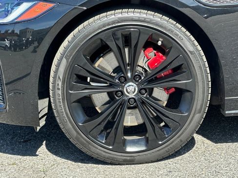 Used 2024 Jaguar XF R-Dynamic SE image 13