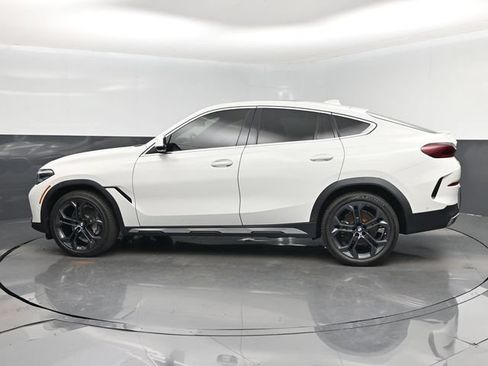 Used 2022 BMW X6 xDrive40i AWD/4WD image 10