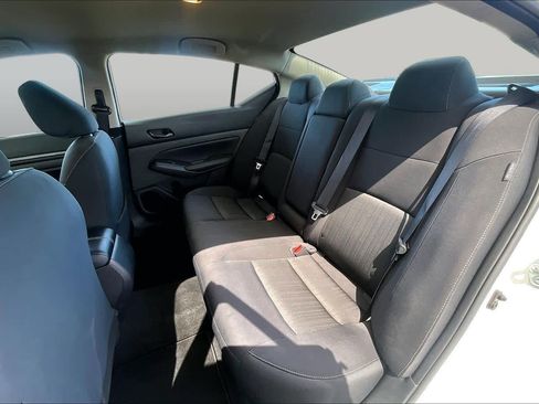 Used 2025 Nissan Altima 2.5 SV FWD image 19