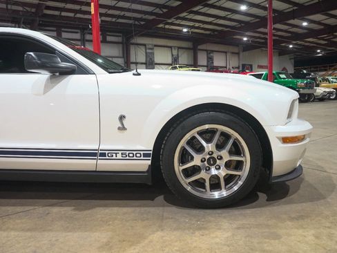 Used 2008 Ford Mustang Shelby GT500 RWD image 11