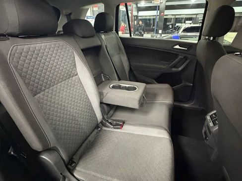 Used 2021 Volkswagen Tiguan S image 14