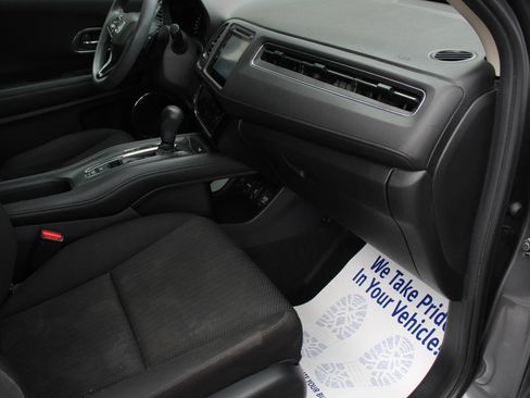 Used 2016 Honda HR-V EX image 17