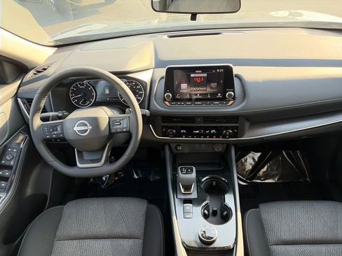 New 2026 Nissan Rogue SV AWD/4WD image 15