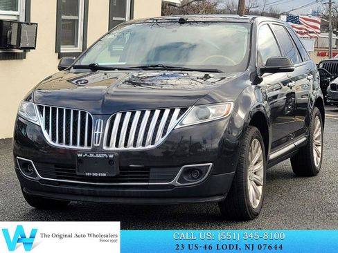 Used 2015 Lincoln MKX AWD w/ Equipment Group 102A image 3