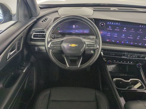Used 2026 Chevrolet Traverse LT FWD image 20
