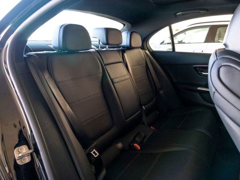 Used 2025 Mercedes-Benz C 300 Sedan image 25
