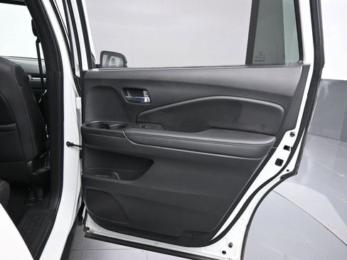 Used 2021 Honda Passport EX-L image 38