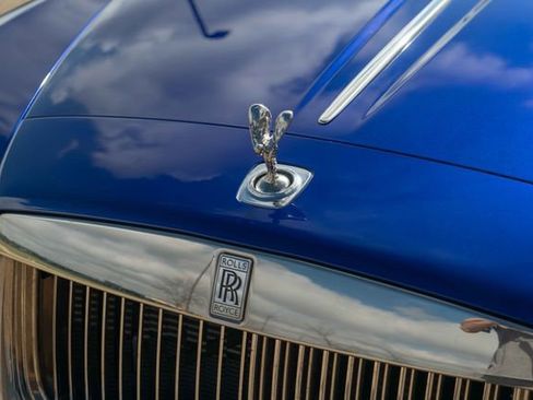 Used 2017 Rolls-Royce Dawn RWD image 43