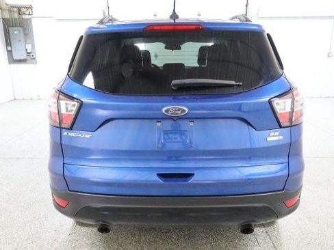 Used 2018 Ford Escape SE w/ SE Sport Appearance Package AWD/4WD image 8
