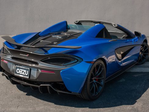 Used 2018 McLaren 570S Spider RWD image 37