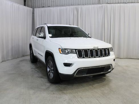 Used 2021 Jeep Grand Cherokee Limited AWD/4WD image 39