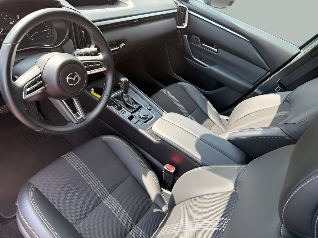 Used 2025 MAZDA CX-50 AWD 2.5 S w/ Premium Package image 10