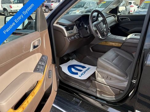 Used 2017 GMC Yukon Denali w/ Open Road Package image 16