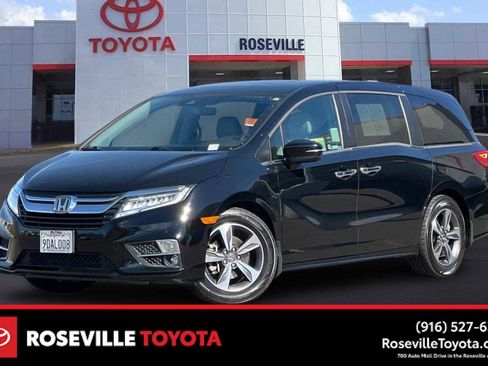 Used 2019 Honda Odyssey Touring image 1