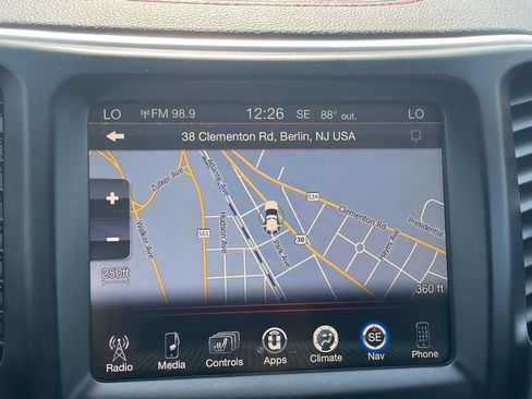 Used 2014 Jeep Cherokee Trailhawk w/ Comfort/Convenience Group AWD/4WD image 28