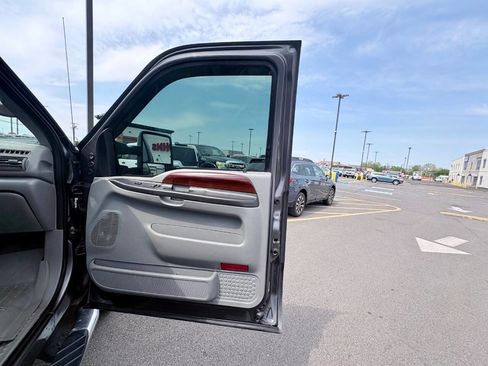 Used 2007 Ford F350 Lariat AWD/4WD image 34