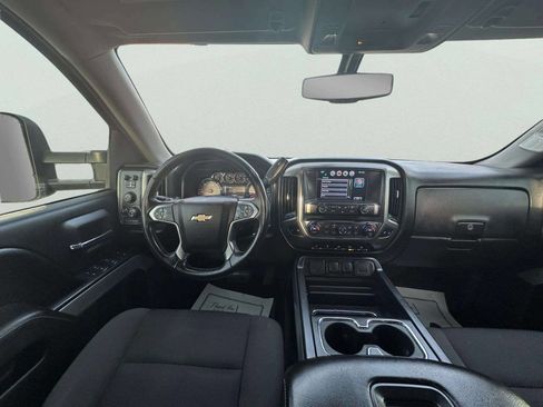 Used 2016 Chevrolet Silverado 1500 LT w/ Midnight Edition image 17