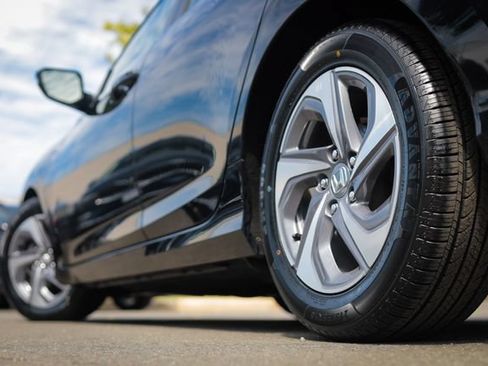 Used 2020 Honda Insight EX image 16