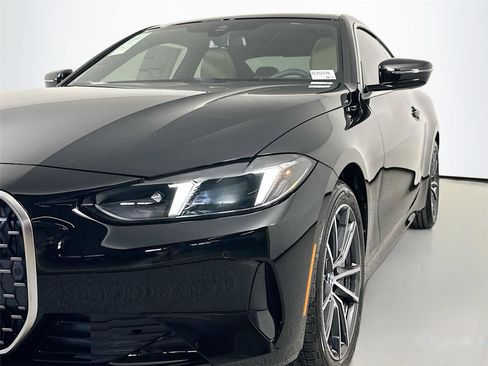 Used 2026 BMW 430i xDrive Coupe w/ Parking Assistance Package AWD/4WD image 7