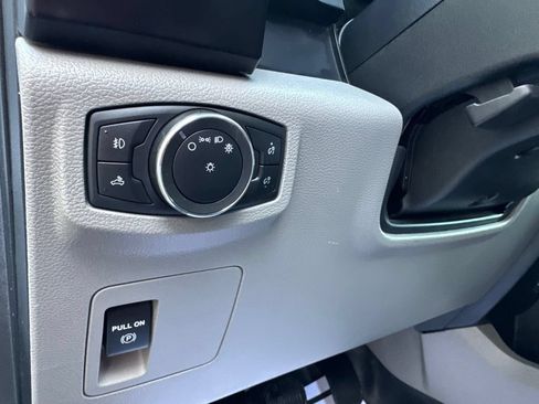 Used 2019 Ford F150 XL w/ Equipment Group 101A Mid AWD/4WD image 16