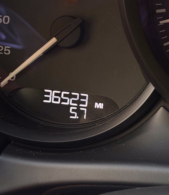 Used 2023 Porsche Macan AWD/4WD image 41