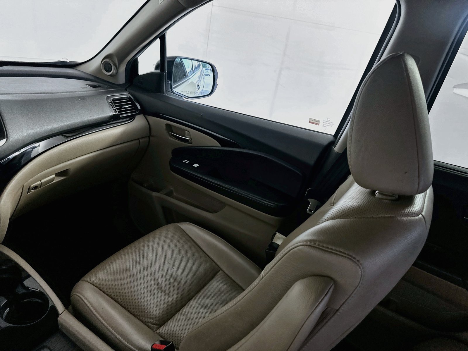 Used 2018 Honda Pilot Elite image 24