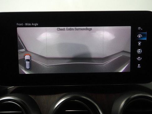 Used 2022 Mercedes-Benz GLC 300 4MATIC image 30