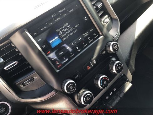 Used 2020 RAM 3500 Tradesman AWD/4WD image 14