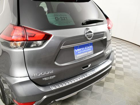 Used 2019 Nissan Rogue S w/ Special Edition Package image 15