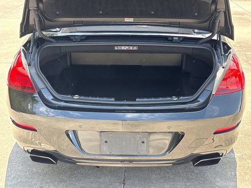 Used 2018 BMW 650i Convertible RWD image 28