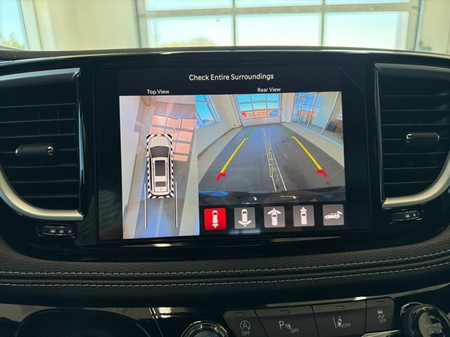New 2027 Chrysler Pacifica Select FWD image 12