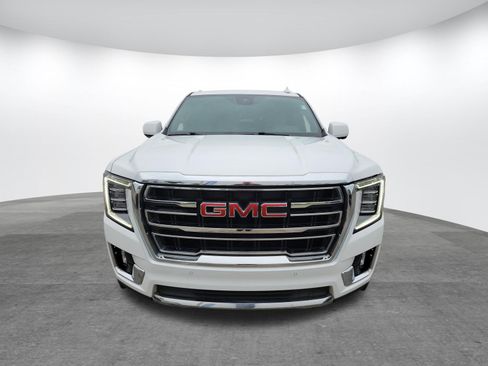 Used 2023 GMC Yukon XL SLT RWD image 2