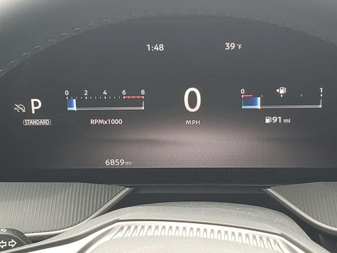 Used 2025 Nissan Murano SV image 39