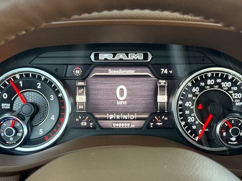 Used 2020 RAM 2500 Laramie AWD/4WD image 23