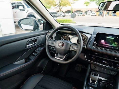 New 2026 Nissan Rogue SV image 11