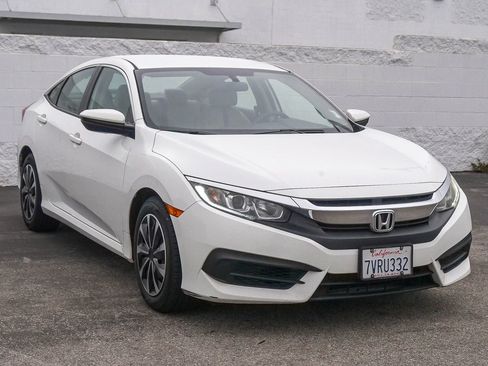 Used 2016 Honda Civic LX image 3
