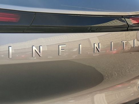 New 2026 INFINITI QX60 Luxe w/ Cargo Package image 10