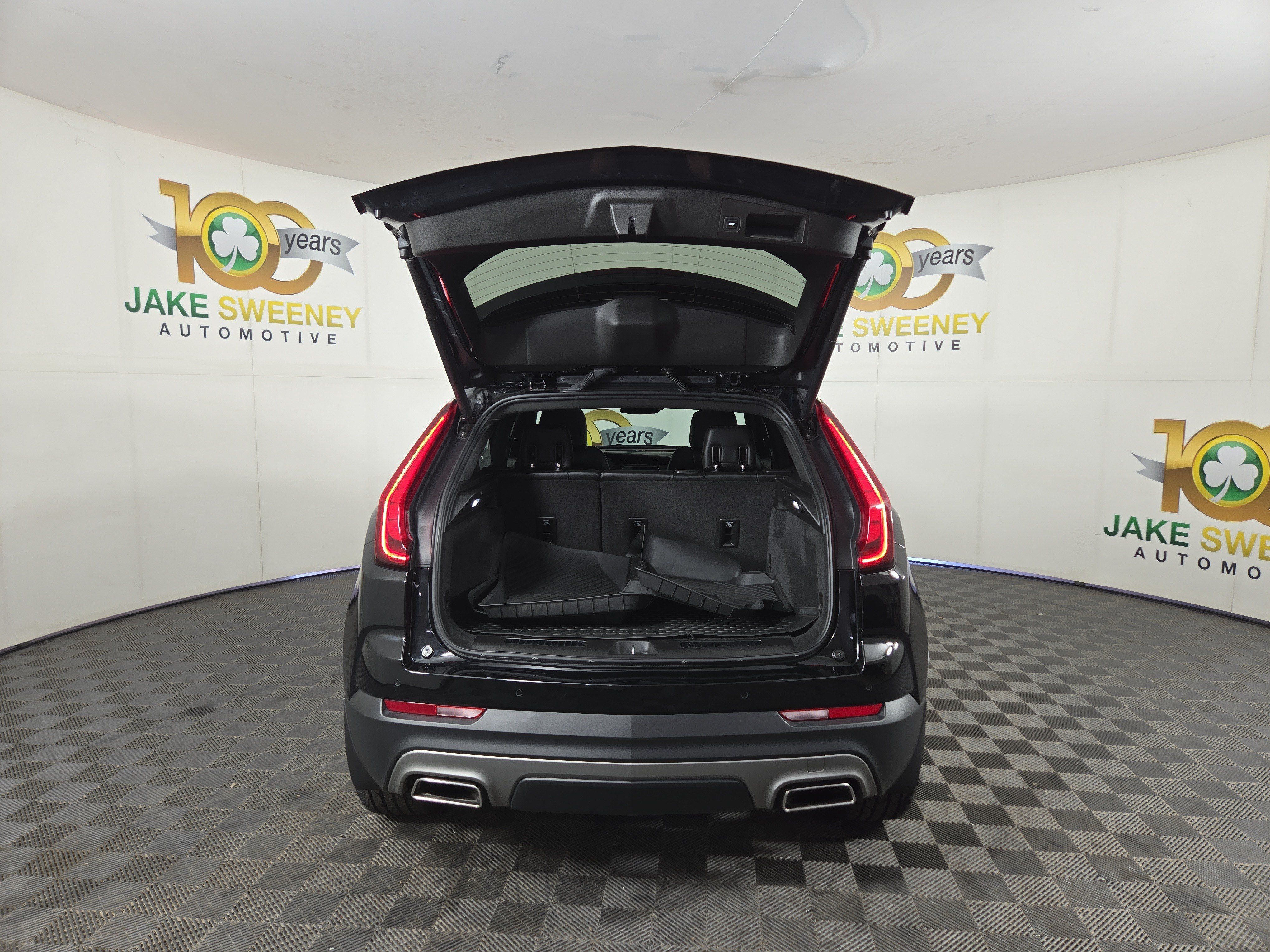 Certified 2021 Cadillac XT4 Premium Luxury w/ Cold Weather Package FWD image 34