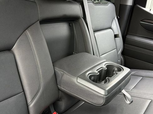 Used 2024 GMC Sierra 1500 SLT w/ SLT Premium Plus Package AWD/4WD image 41