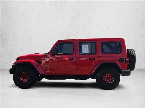 Used 2024 Jeep Wrangler Unlimited Sahara w/ Technology Group AWD/4WD image 9