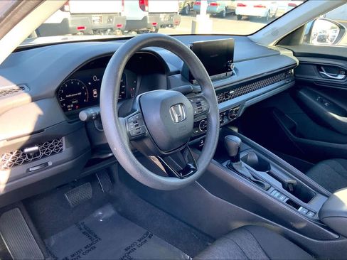 Used 2024 Honda Accord EX image 17