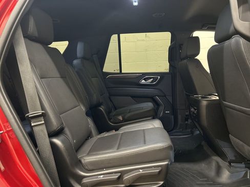 Used 2022 Chevrolet Tahoe Z71 w/ Luxury Package image 11