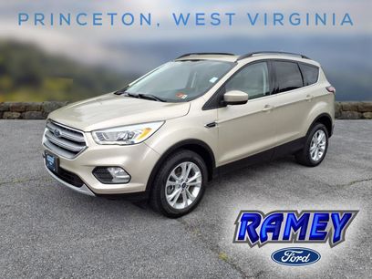 Used 2017 Ford Escape SE w/ SE Leather Comfort Package
