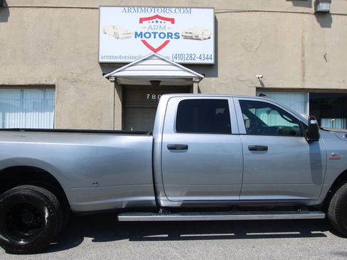 Used 2023 RAM 3500 Tradesman AWD/4WD image 4
