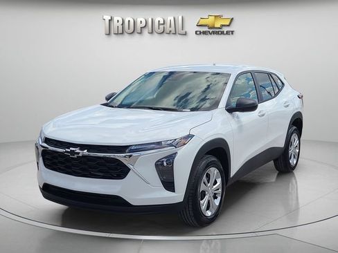 New 2026 Chevrolet Trax LS FWD image 1