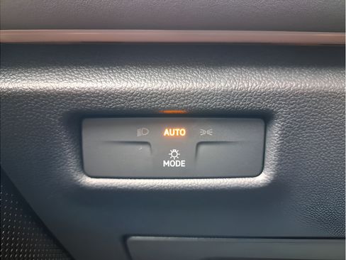 New 2025 Volkswagen Tiguan SE AWD/4WD image 20